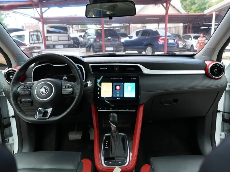 2025 MG ZS 1.5 MCE LUX CVT