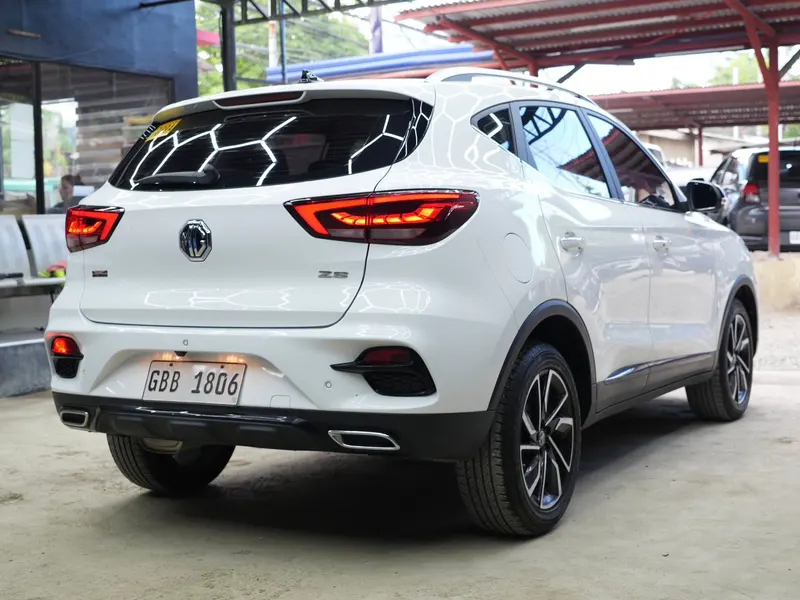 2025 MG ZS 1.5 MCE LUX CVT