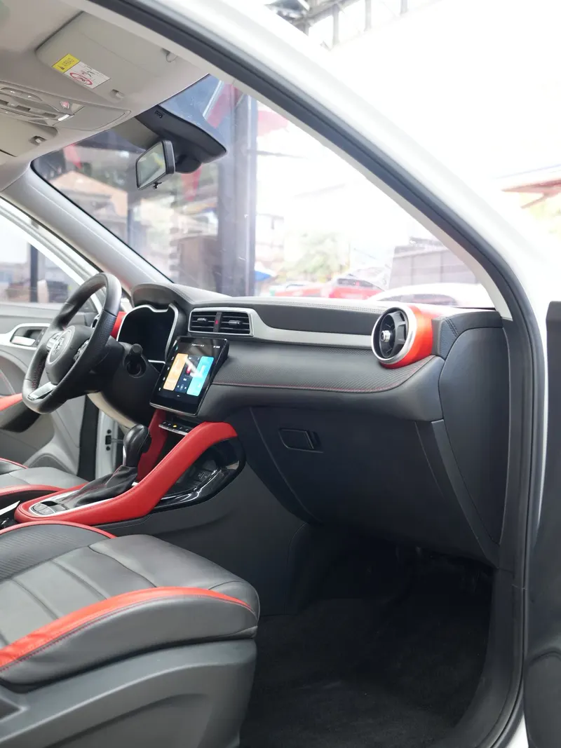 2025 MG ZS 1.5 MCE LUX CVT