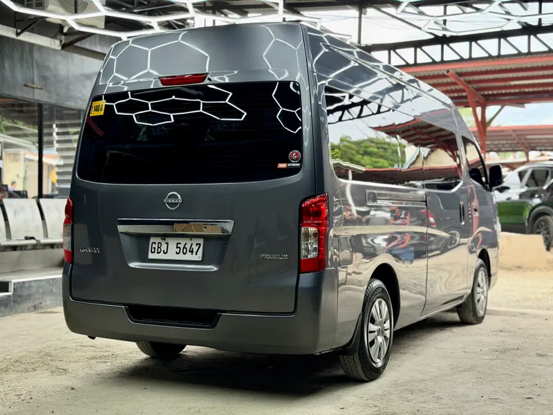 2025 Nissan Urvan NV350 Premium A/T